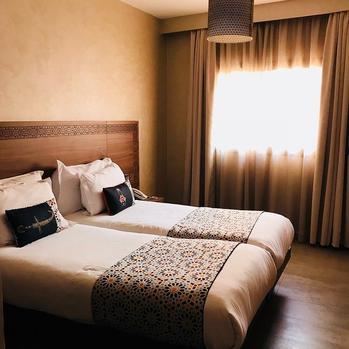 Dellarosa Hotel Suites Spa — Guest room