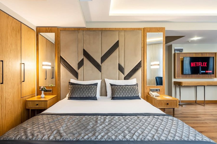 Deluxe Newport Hotel Istanbul — Guest room
