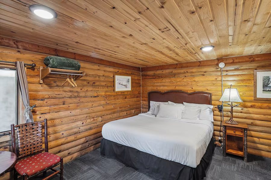 Denali Crow s Nest Cabins — Guest room