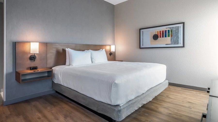 Depot Village Gainesville Florida — Guest room