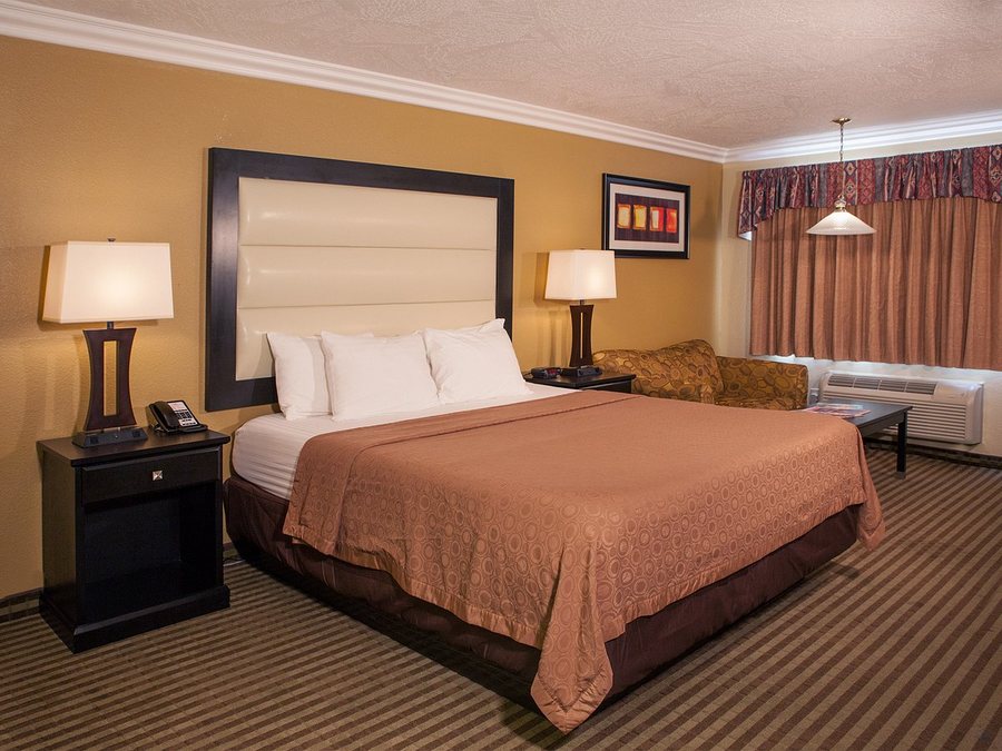 Desert Quail Inn Sedona at Bell Rock — Guest room