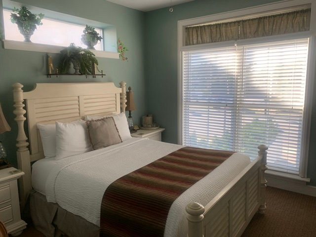 DeSoto Beach Bed Breakfast — Guest room