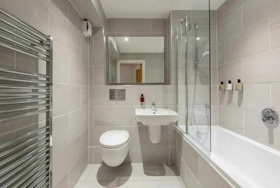 Destiny Scotland Royal Mile Residence — Bathroom