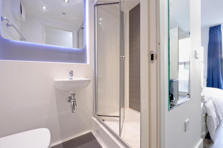 Destiny Student Meadow Court — Bathroom