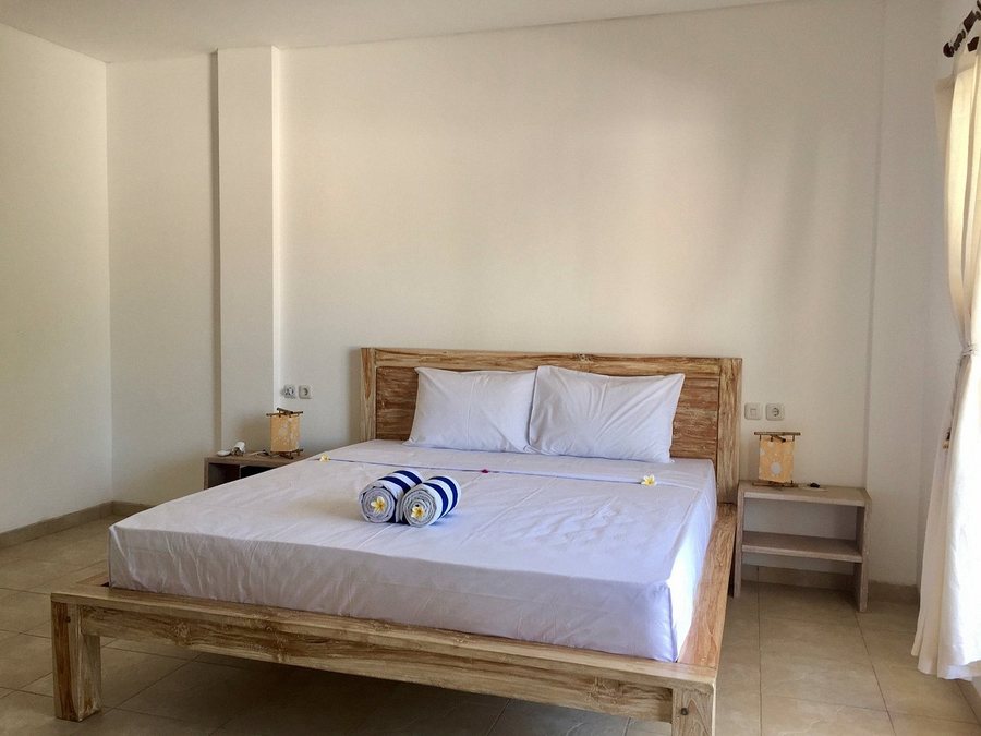 Dhita Bila Dive Bungalows — Guest room