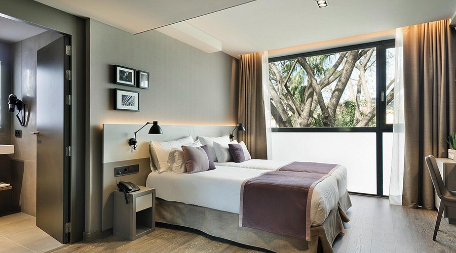 Diagonal Home Barcelona Catalonia — Guest room