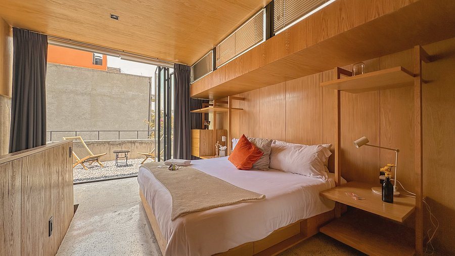 Dib Collection — Guest room