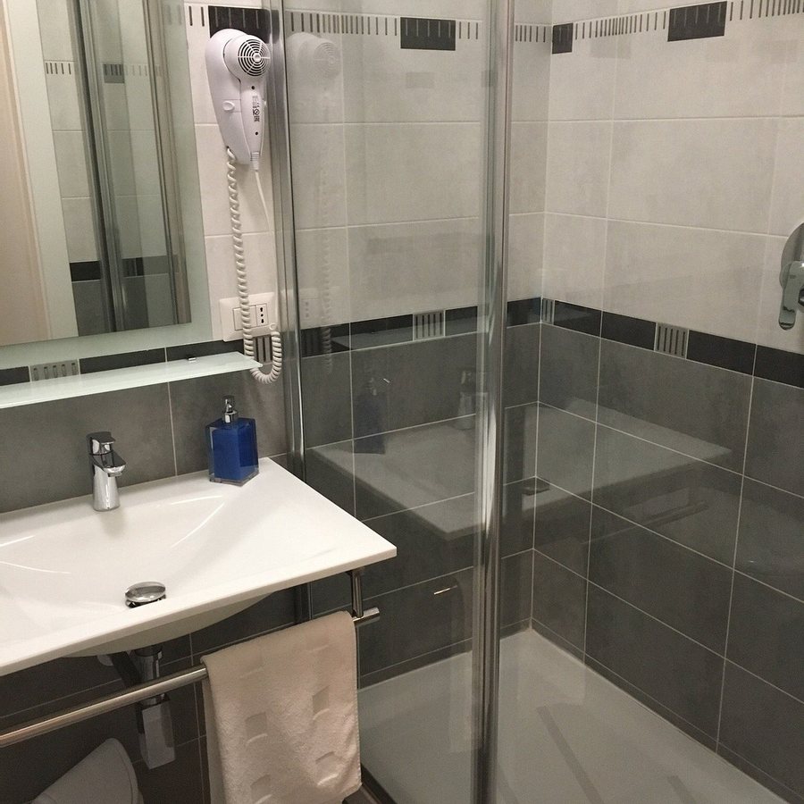 Dimora Degli Dei — Bathroom