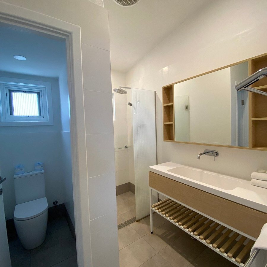 Discovery Resorts Rottnest Island — Bathroom