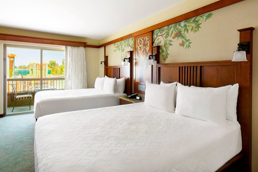 Disney s Grand Californian Hotel Spa — Guest room