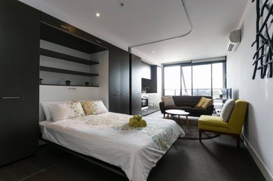 District South Yarra — Guest room