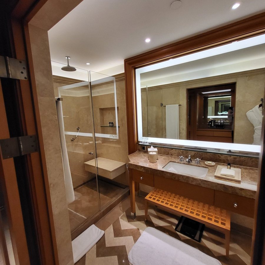 Divan i Ali Hotel Istanbul — Bathroom