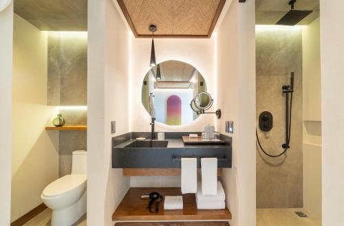 Diversinnmx — Bathroom