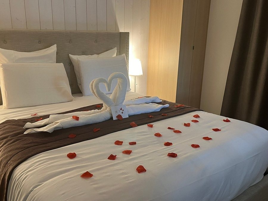 Domaine les 2 Mondes — Guest room