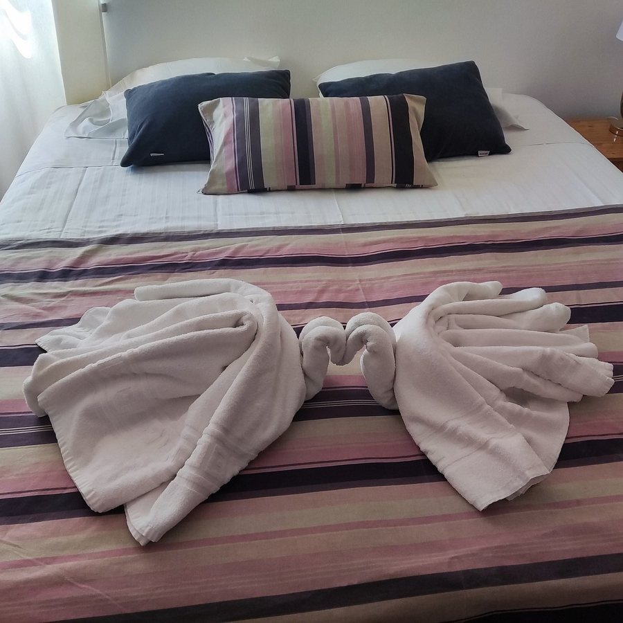 Dona Ana Garden — Guest room