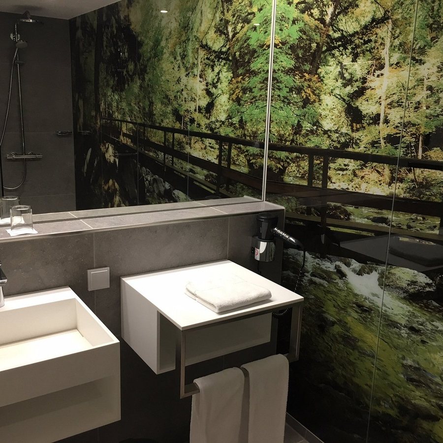 Dorint Resort Spa Bad Bruckenau — Bathroom