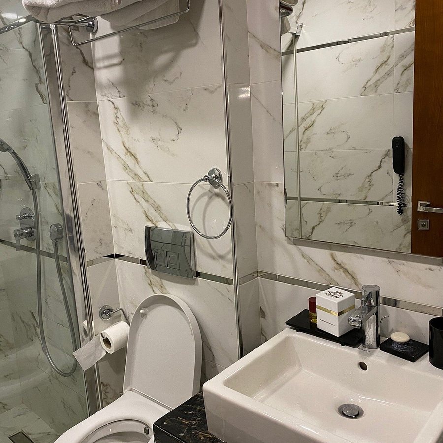 Dosso Dossi Hotels Laleli Istanbul — Bathroom
