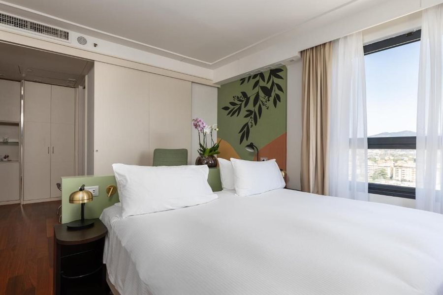 DoubleTree by Hilton Florence Metropole — Guest room