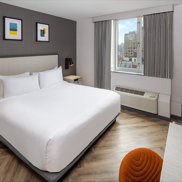 Doubletree By Hilton Hotel New York Times Square West — Guest room