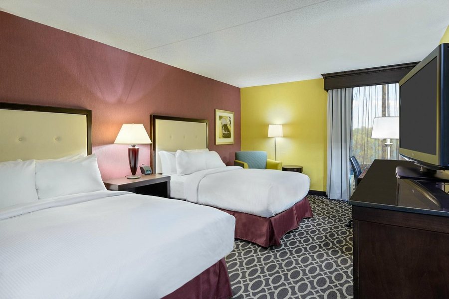 Doubletree By Hilton Hotel Richmond Midlothian — Guest room