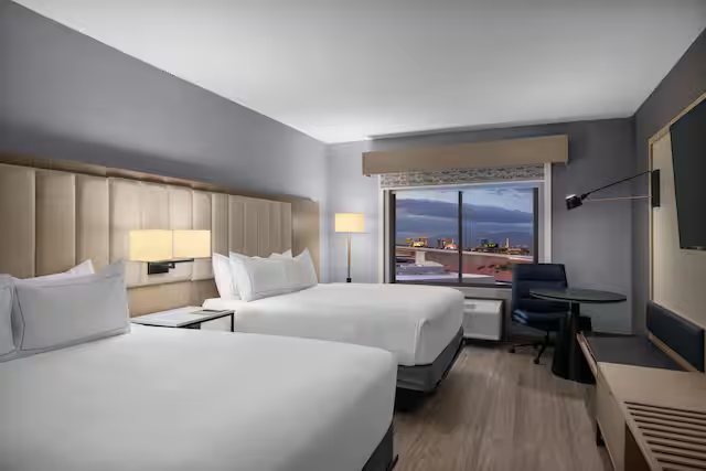 DoubleTree by Hilton Las Vegas East Flamingo Las Vegas Nevada — Guest room