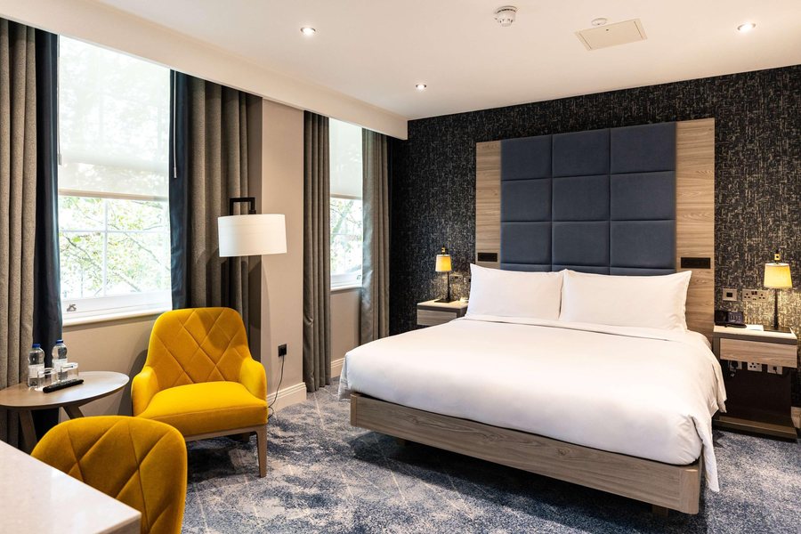 DoubleTree by Hilton London West End — Guest room