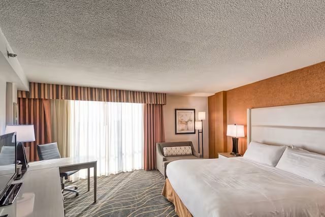 DoubleTree by Hilton Portland ME — Guest room