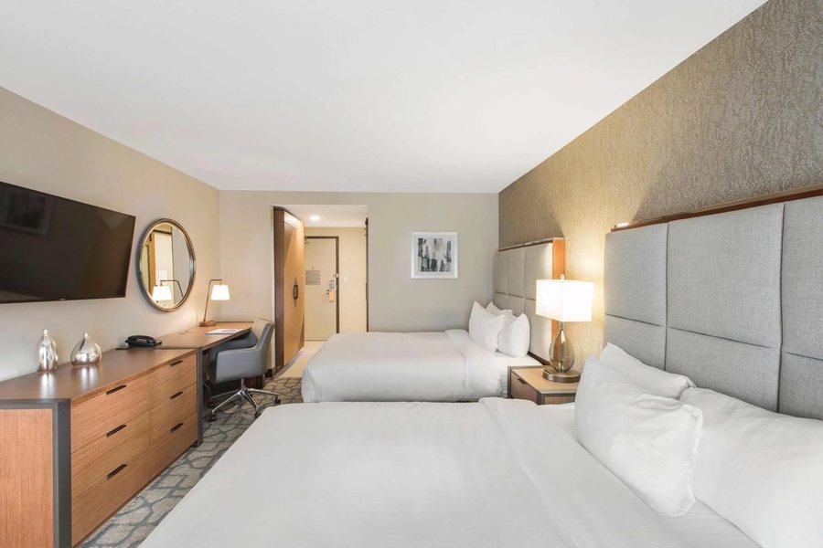 DoubleTree by Hilton San Antonio Northwest — Guest room