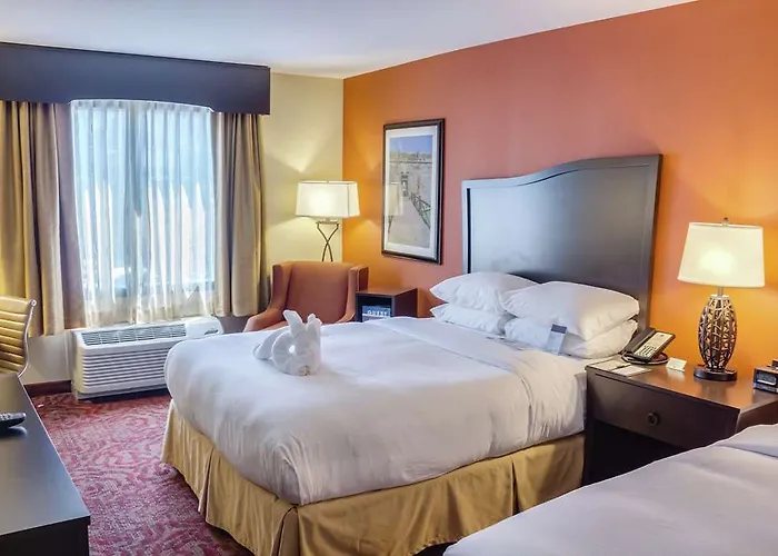 DoubleTree by Hilton St Augustine Historic District — Guest room