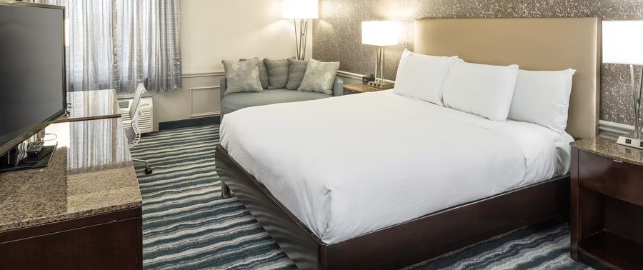 DoubleTree by Hilton Wilmington — Guest room