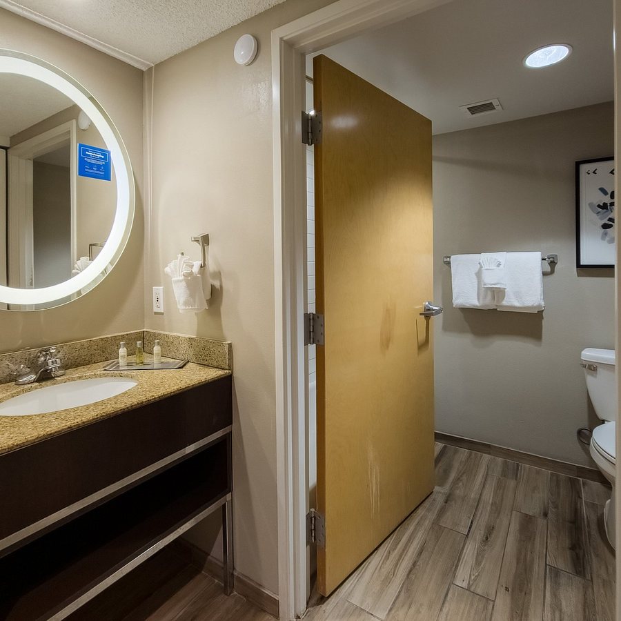 Doubletree Resort By Hilton Hotel Grand Key Key West — Bathroom