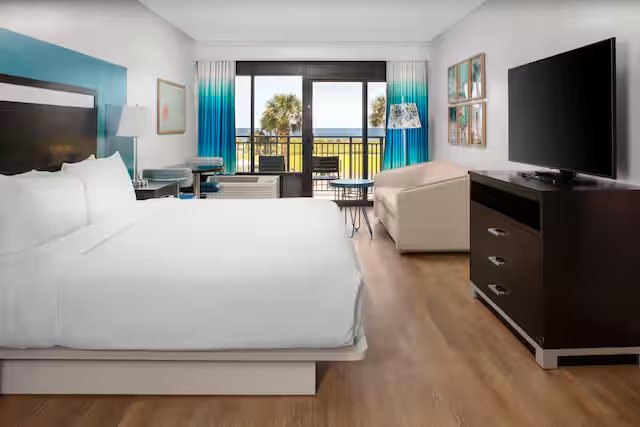 Doubletree Resort By Hilton Myrtle Beach Oceanfront — Guest room