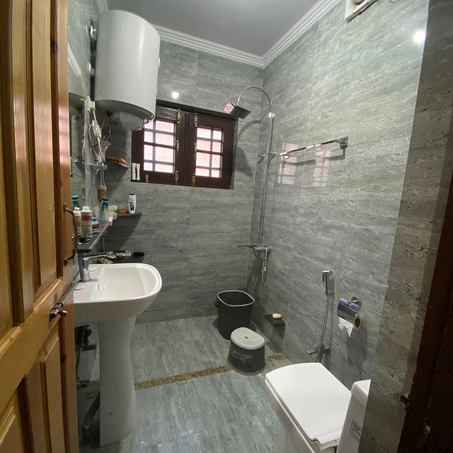 Dove Cottage — Bathroom