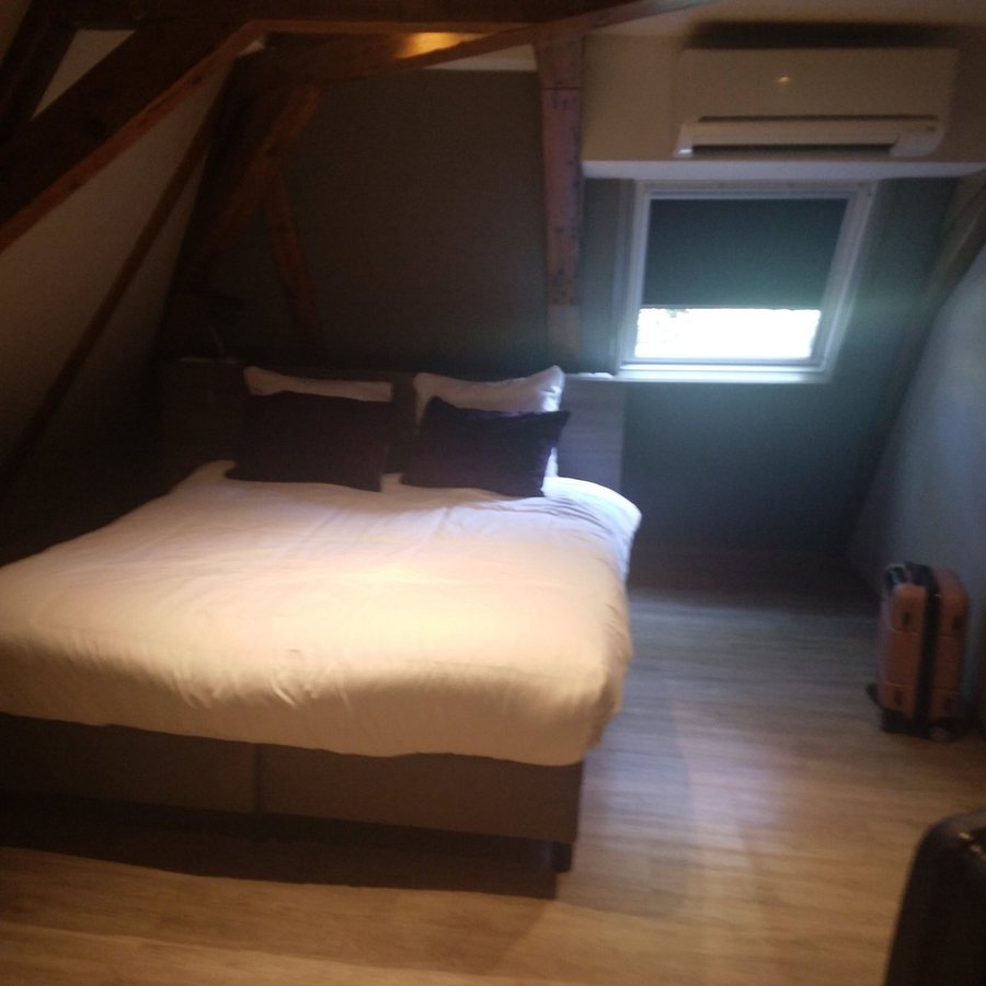 Dream Hotel Amsterdam — Guest room