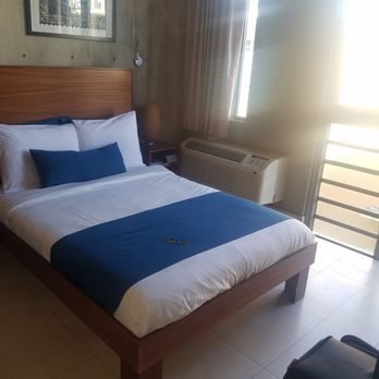 Dream Inn PR — Guest room