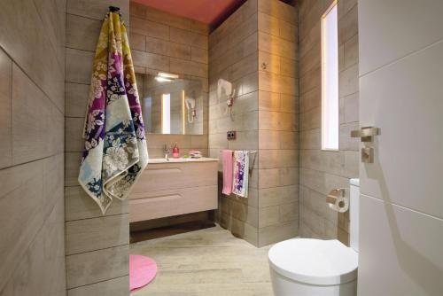Dreamkeys Apartments Suites Barcelona Catalonia — Bathroom