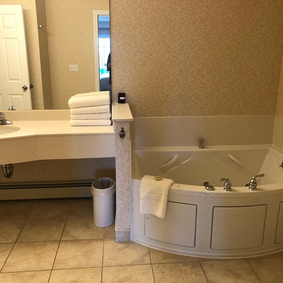 Driftaway Hotel and Pool — Bathroom