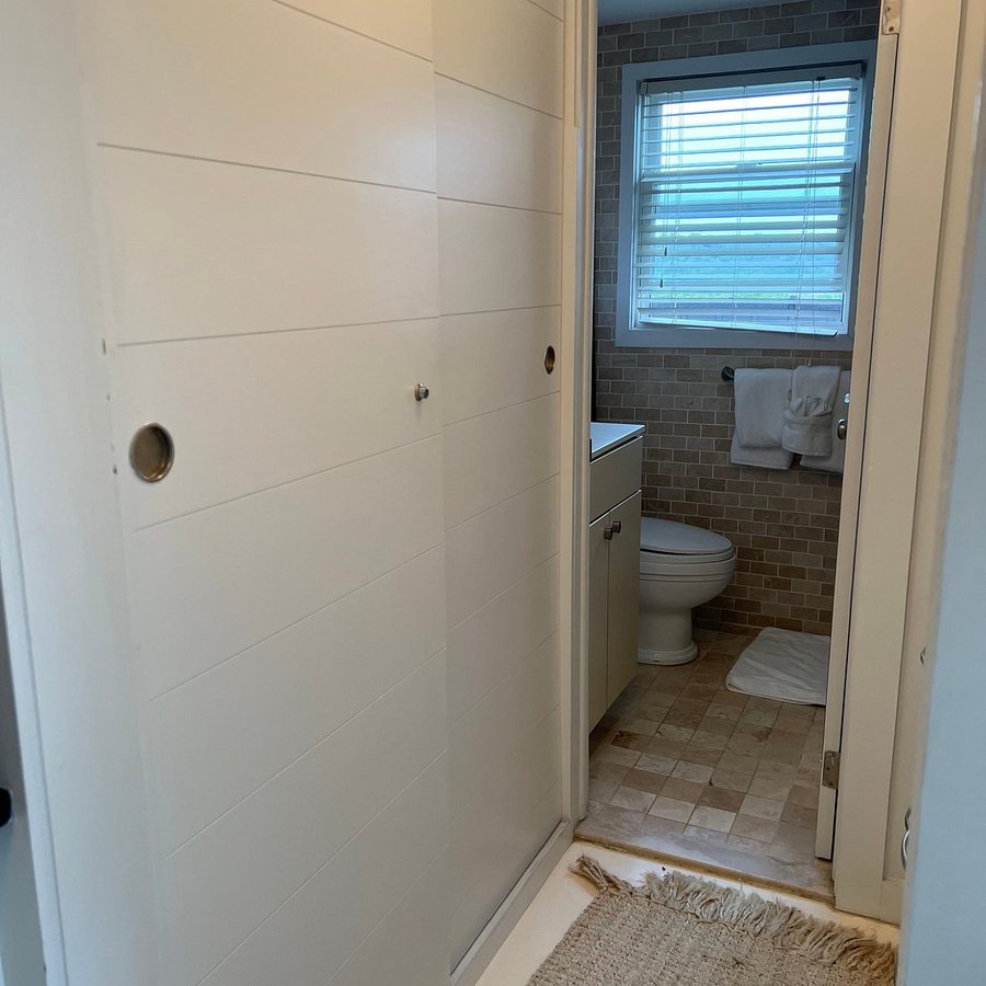 Driftwood on the Ocean — Bathroom