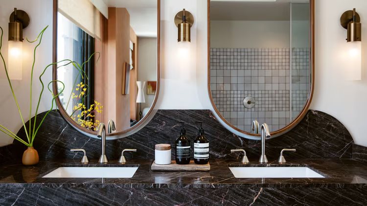 DTLA Hotel — Bathroom