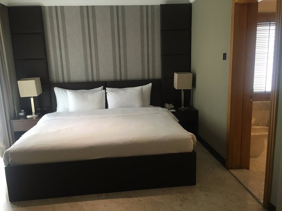 Dubai Marine Beach Resort Spa — Guest room