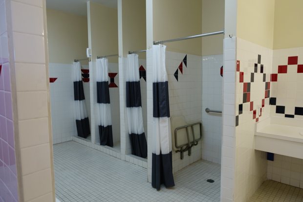 Duck Creek RV Park Las Vegas Nevada — Bathroom