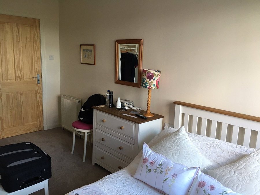 Dunnet Bay Caravan and Motorhome Club Campsite — Guest room