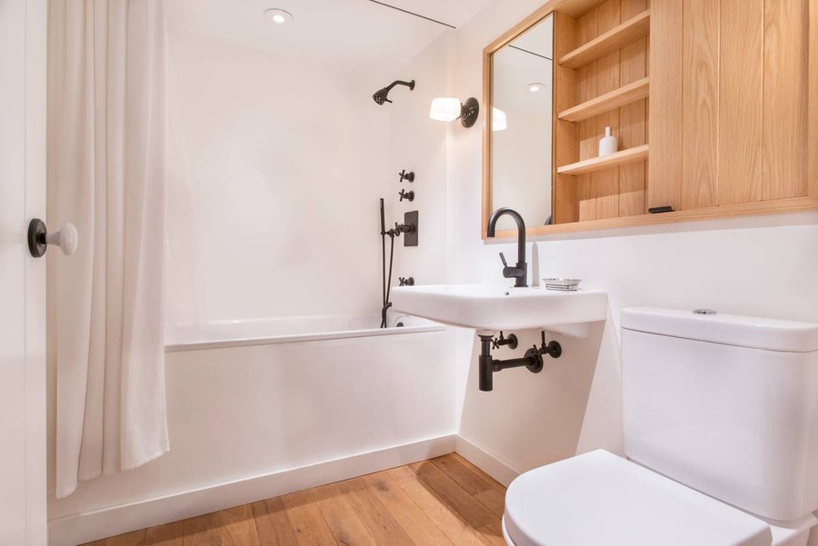 East Village Apartments by Sudha New York City New York — Bathroom