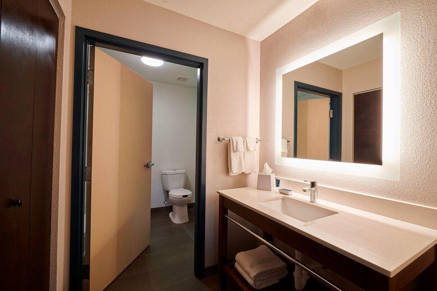 Eastlake RV Resort — Bathroom