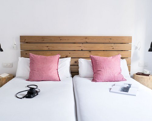 Eco Hostal Grau Barcelona Catalonia — Guest room