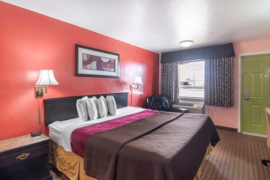 Econo Lodge Dalhart Hwy 54 Hwy 287 — Guest room