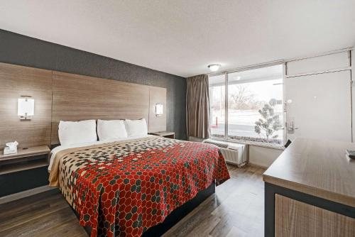 Econo Lodge Oklahoma City — Guest room