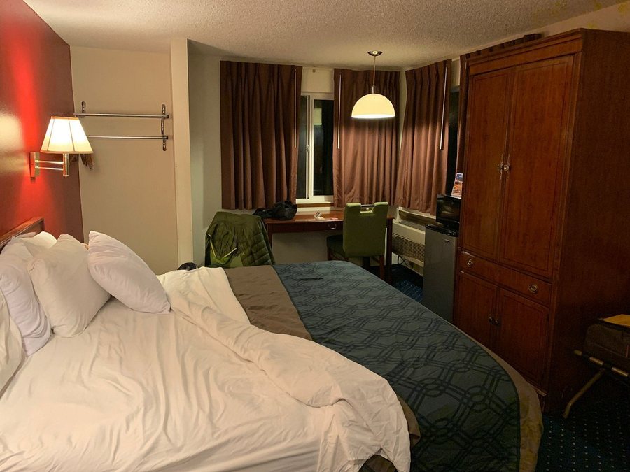 Econo Lodge SeaTac Airport North — Guest room