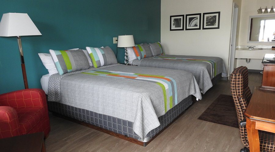 Edelweiss Inn — Guest room