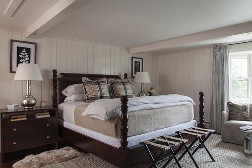 Edson Hill — Guest room